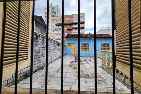 Casa à venda com 520m², 4 quartos e 4 vagas Casa à venda com 520m², 4 quartos e 4 vagasVista do Quarto 2