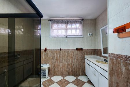 Casa à venda com 520m², 4 quartos e 4 vagas Casa à venda com 520m², 4 quartos e 4 vagasBanheiro Social