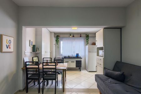 Cozinha  de apartamento para alugar com 2 quartos, 55m² em Solemar, Praia Grande
