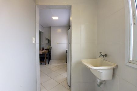 Apartamento para alugar com 55m², 2 quartos e 1 vagaÁrea de Serviço