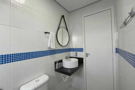 Apartamento para alugar com 55m², 2 quartos e 1 vagaBanheiro 