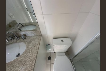 Apartamento para alugar com 66m², 2 quartos e 1 vaga Apartamento para alugar com 66m², 2 quartos e 1 vagaBanheiro Social