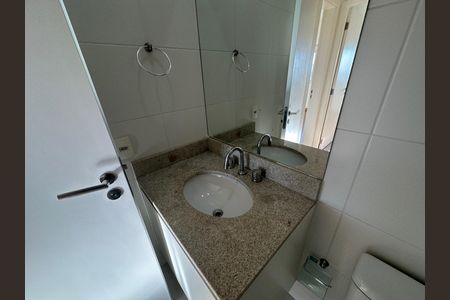 Apartamento para alugar com 66m², 2 quartos e 1 vaga Apartamento para alugar com 66m², 2 quartos e 1 vagaBanheiro Social