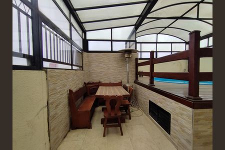 Apartamento à venda com 167m², 3 quartos e 3 vagas Apartamento à venda com 167m², 3 quartos e 3 vagasÁrea gourmet
