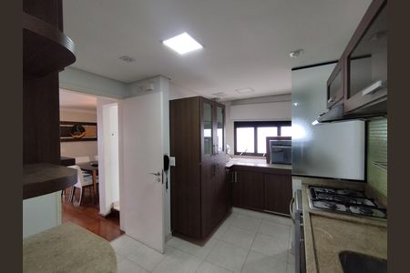 Apartamento à venda com 167m², 3 quartos e 3 vagas Apartamento à venda com 167m², 3 quartos e 3 vagasCozinha - Armários