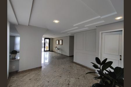 Apartamento à venda com 167m², 3 quartos e 3 vagas Apartamento à venda com 167m², 3 quartos e 3 vagasHall de entrada