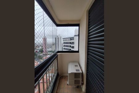 Apartamento à venda com 167m², 3 quartos e 3 vagas Apartamento à venda com 167m², 3 quartos e 3 vagasVaranda Suíte