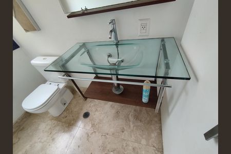 Apartamento à venda com 167m², 3 quartos e 3 vagas Apartamento à venda com 167m², 3 quartos e 3 vagasBanheiro - torneira