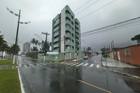 Apartamento para alugar com 55m², 2 quartos e sem vagaFachada