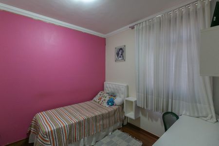 Apartamento à venda com 3 quartos, 135m² em Palmares, Belo Horizonte
