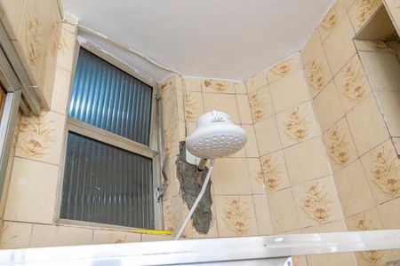 Apartamento à venda com 65m², 2 quartos e sem vaga Apartamento à venda com 65m², 2 quartos e sem vagaBanheiro