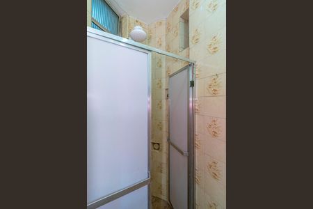 Apartamento à venda com 65m², 2 quartos e sem vaga Apartamento à venda com 65m², 2 quartos e sem vagaBanheiro