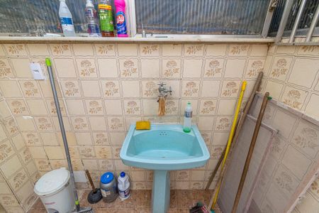 Apartamento à venda com 65m², 2 quartos e sem vaga Apartamento à venda com 65m², 2 quartos e sem vagaÁrea de Serviço