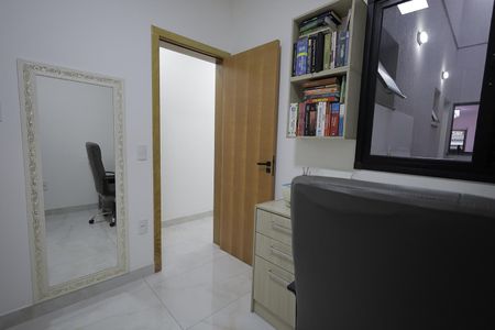 Quarto 2 de casa à venda com 2 quartos, 309m² em Parque Oratório, Santo André