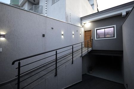 Fachada de casa à venda com 2 quartos, 309m² em Parque Oratório, Santo André