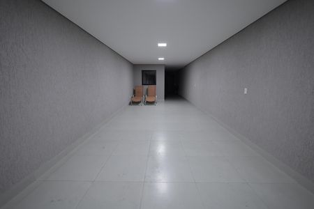 Garagem de casa à venda com 2 quartos, 309m² em Parque Oratório, Santo André