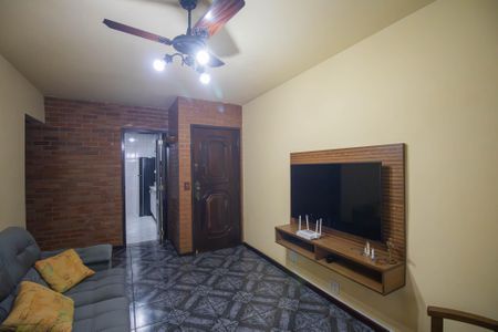 Sala de apartamento para alugar com 3 quartos, 80m² em Rocha, São Gonçalo