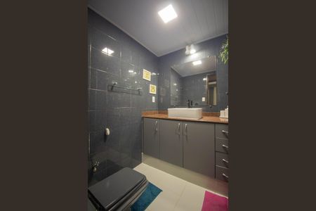 Apartamento para alugar com 80m², 3 quartos e 1 vaga Apartamento para alugar com 80m², 3 quartos e 1 vagaBanheiro