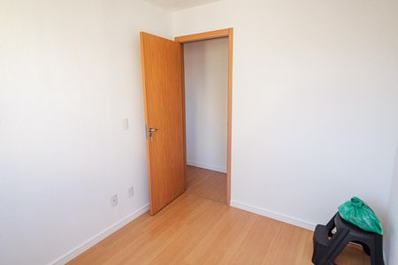 Quarto 1 de apartamento para alugar com 2 quartos, 60m² em Santa Cruz, Rio de Janeiro