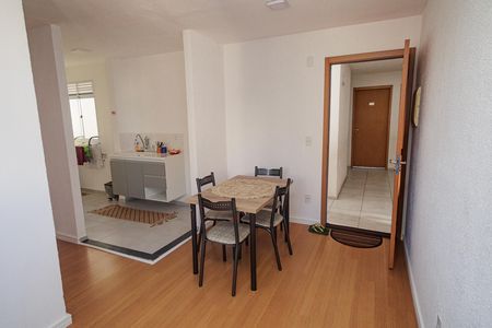 Sala de apartamento para alugar com 2 quartos, 60m² em Santa Cruz, Rio de Janeiro
