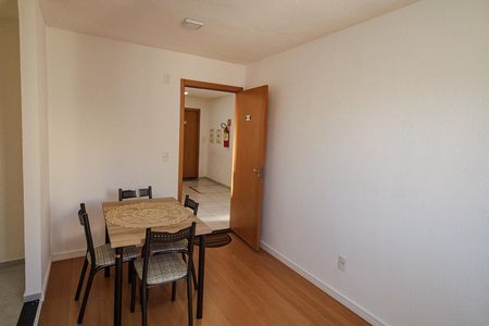 Sala de apartamento para alugar com 2 quartos, 60m² em Santa Cruz, Rio de Janeiro