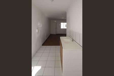 Apartamento para alugar com 50m², 2 quartos e sem vaga Apartamento para alugar com 50m², 2 quartos e sem vagaCozinha/Área de serviço