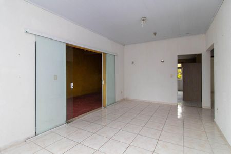 Sala de casa para alugar com 2 quartos, 110m² em Vila Nova, Porto Alegre