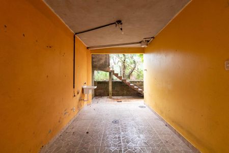 Casa para alugar com 110m², 2 quartos e 1 vaga Casa para alugar com 110m², 2 quartos e 1 vagaQuintal