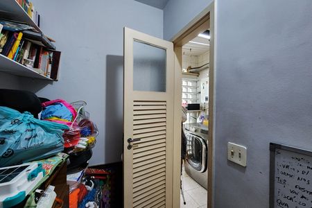 Apartamento à venda com 103m², 2 quartos e 2 vagas Apartamento à venda com 103m², 2 quartos e 2 vagasQuarto de Serviço
