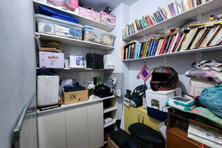 Apartamento à venda com 103m², 2 quartos e 2 vagas Apartamento à venda com 103m², 2 quartos e 2 vagasQuarto de Serviço