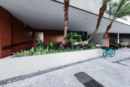 Apartamento à venda com 103m², 2 quartos e 2 vagas Apartamento à venda com 103m², 2 quartos e 2 vagasÁrea Comum