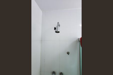 Apartamento à venda com 103m², 2 quartos e 2 vagas Apartamento à venda com 103m², 2 quartos e 2 vagasBanheiro da Suíte