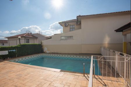 Apartamento para alugar com 52m², 2 quartos e 1 vaga Apartamento para alugar com 52m², 2 quartos e 1 vagaÁrea comum - Piscina