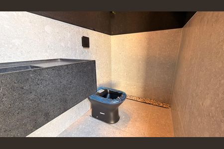 Casa à venda com 248m², 4 quartos e 4 vagas Casa à venda com 248m², 4 quartos e 4 vagasLavabo