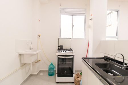 Apartamento para alugar com 38m², 2 quartos e sem vaga Apartamento para alugar com 38m², 2 quartos e sem vagaCozinha e Área de Serviço