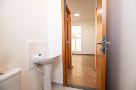 Apartamento para alugar com 38m², 2 quartos e sem vaga Apartamento para alugar com 38m², 2 quartos e sem vagaBanheiro Social
