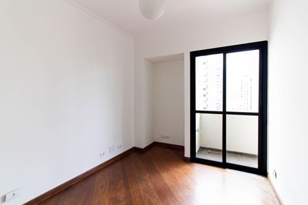 Apartamento para alugar com 130m², 3 quartos e 3 vagas Apartamento para alugar com 130m², 3 quartos e 3 vagasSala de TV