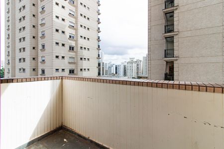 Apartamento para alugar com 130m², 3 quartos e 3 vagas Apartamento para alugar com 130m², 3 quartos e 3 vagasVaranda da Suíte 3