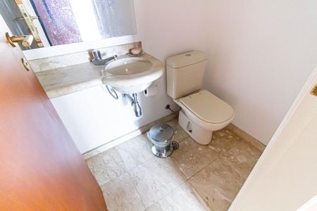 Apartamento para alugar com 130m², 3 quartos e 3 vagas Apartamento para alugar com 130m², 3 quartos e 3 vagasLavabo