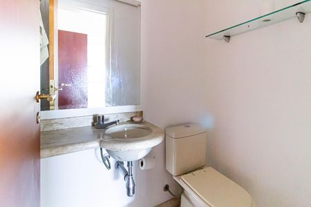 Apartamento para alugar com 130m², 3 quartos e 3 vagas Apartamento para alugar com 130m², 3 quartos e 3 vagasLavabo
