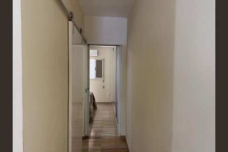 Casa de condomínio para alugar com 280m², 3 quartos e 3 vagasCorredor