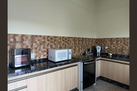 Casa de condomínio para alugar com 280m², 3 quartos e 3 vagasCozinha
