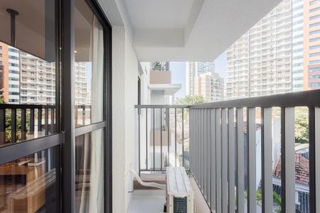 Varanda de kitnet/studio à venda com 1 quarto, 27m² em Pinheiros, São Paulo