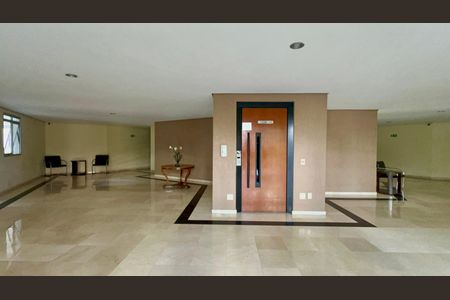 Apartamento à venda com 93m², 3 quartos e 2 vagas Apartamento à venda com 93m², 3 quartos e 2 vagasHall de entrada