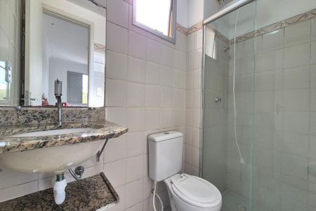 Apartamento para alugar com 71m², 3 quartos e 1 vaga Apartamento para alugar com 71m², 3 quartos e 1 vagaBanheiro da Suíte