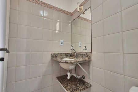 Apartamento para alugar com 71m², 3 quartos e 1 vaga Apartamento para alugar com 71m², 3 quartos e 1 vagaBanheiro