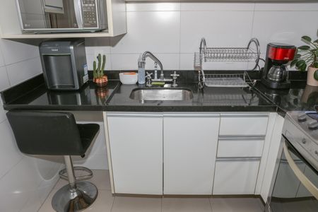 Apartamento à venda com 101m², 2 quartos e 2 vagas Apartamento à venda com 101m², 2 quartos e 2 vagasCozinha