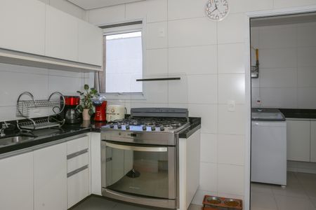 Apartamento à venda com 101m², 2 quartos e 2 vagas Apartamento à venda com 101m², 2 quartos e 2 vagasCozinha