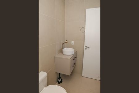 Apartamento à venda com 101m², 2 quartos e 2 vagas Apartamento à venda com 101m², 2 quartos e 2 vagasBanheiro da Suíte 2