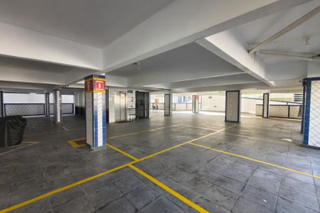 Apartamento para alugar com 60m², 1 quarto e 1 vaga Apartamento para alugar com 60m², 1 quarto e 1 vagaGaragem